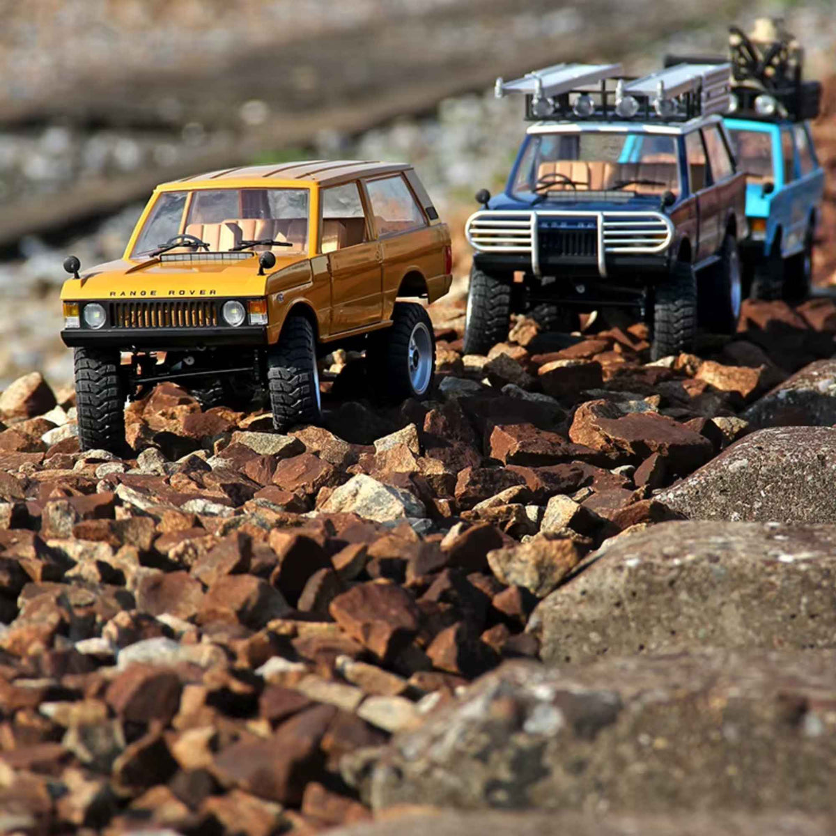 Ferngesteuerter Gelände-4×4