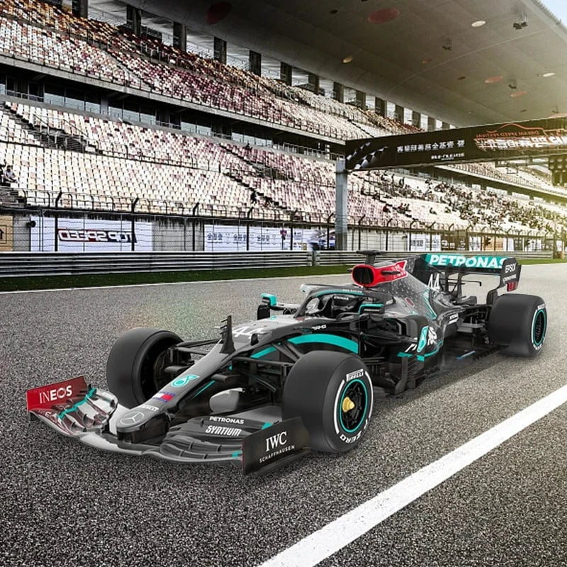 Ferngesteuertes Formel-Rennauto